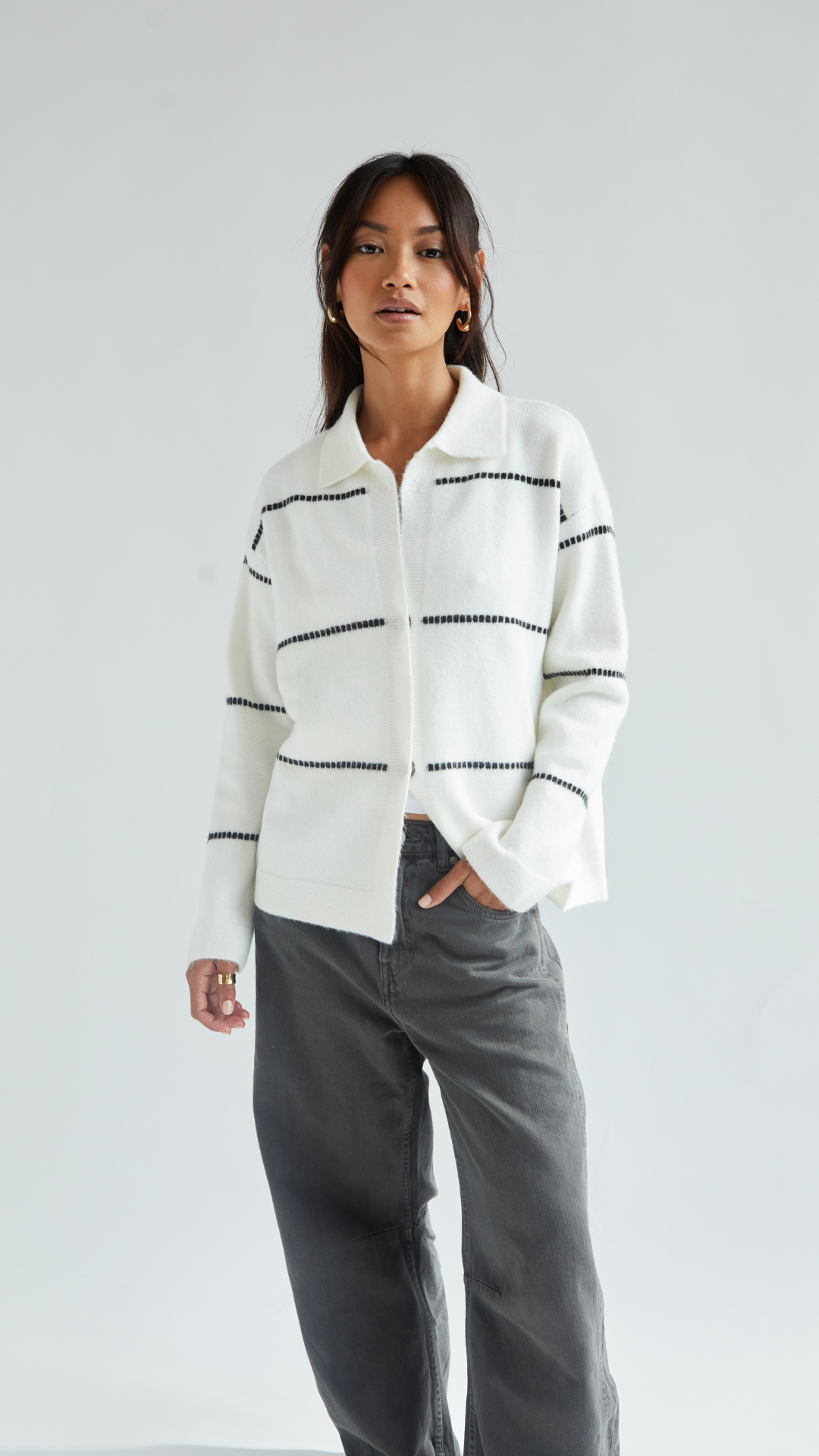 Clara Contrast Stitch Cardigan - Ivory Black