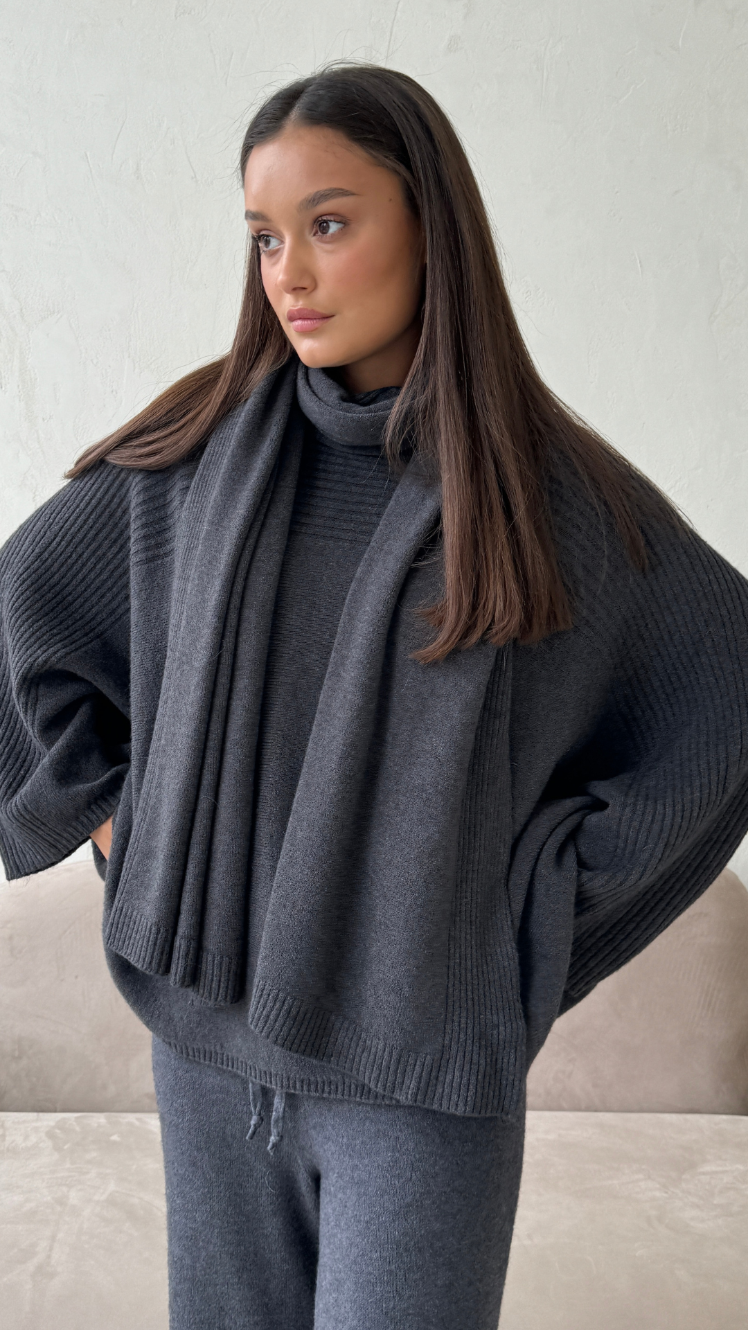 Cora Wrap Scarf - Anthracite