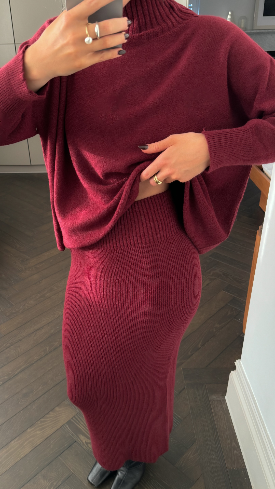 Alma Pencil Skirt - Dark Cherry