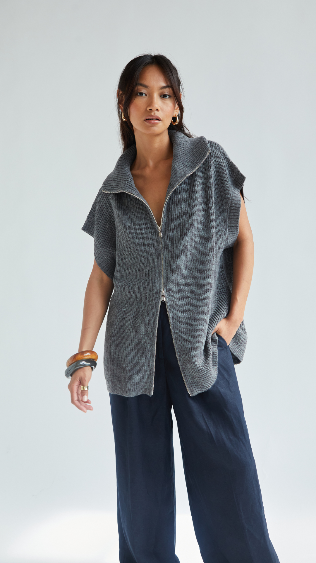 Millie Sleeveless Knit Cardigan - Grey