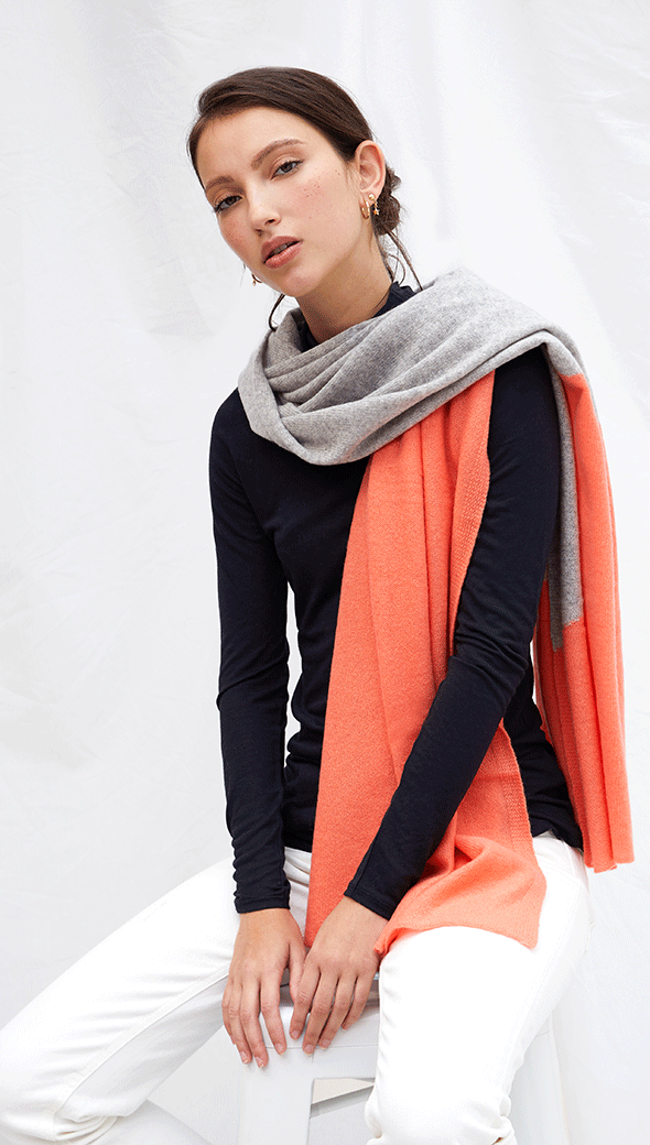 Cashmere Travel Wrap - Light Grey Melange + Mango