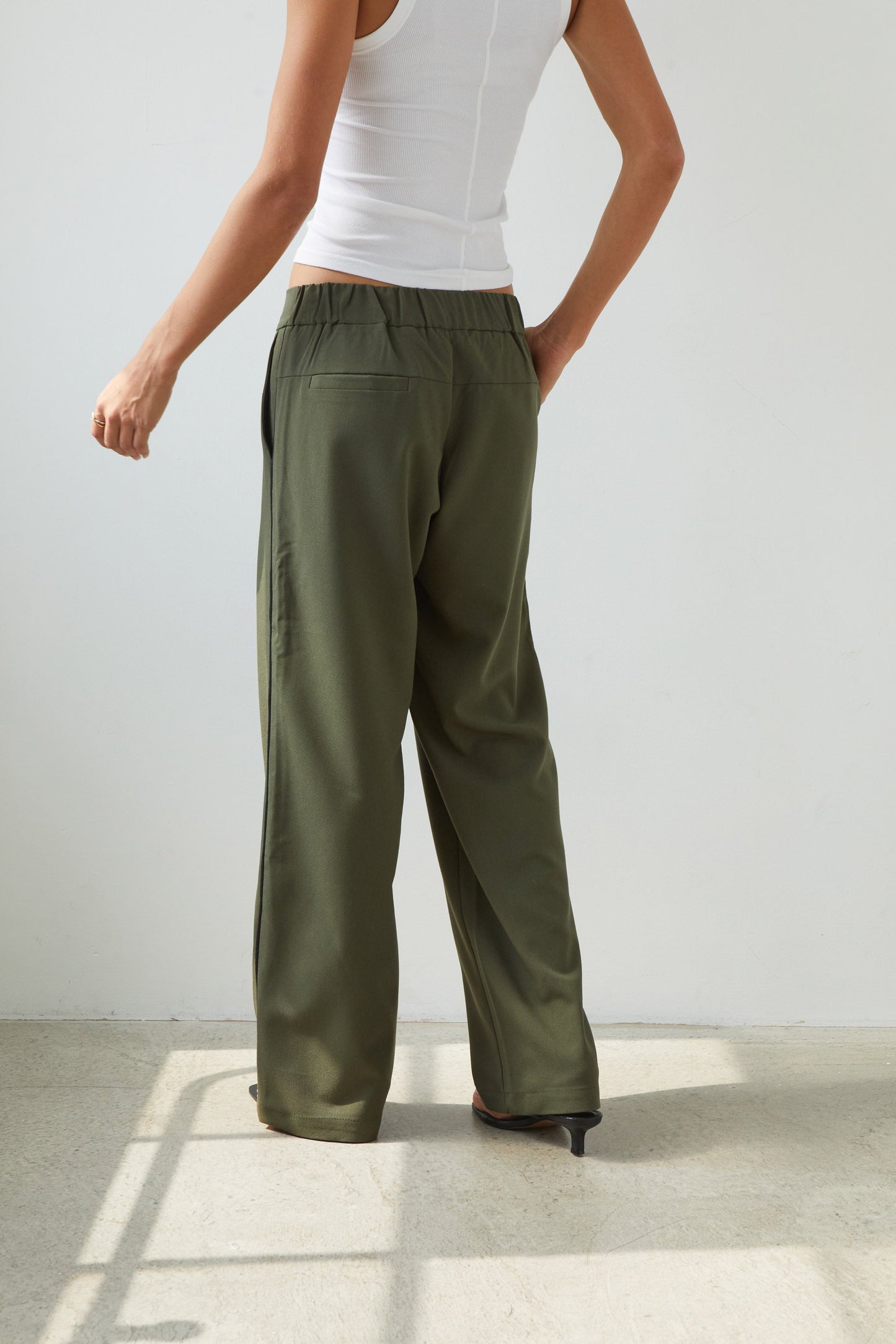 Kim Crepe Trousers - Khaki